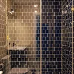 Gæstehus Esqina Urban 4*