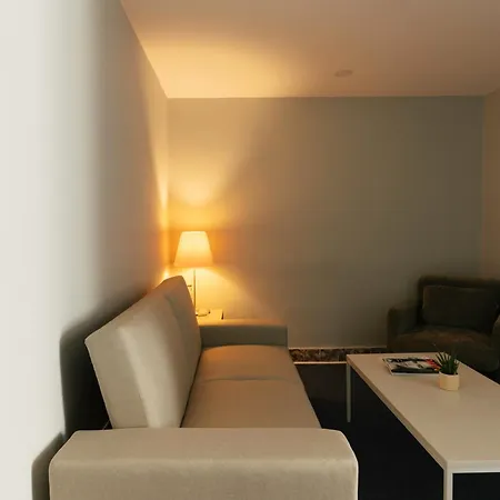 Konukevi Esqina Urban 4*